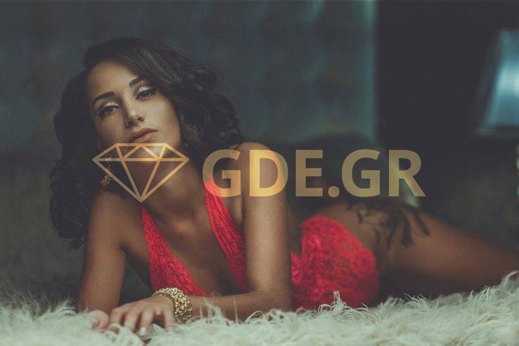 SEXY PORN ESCORT EMILYA