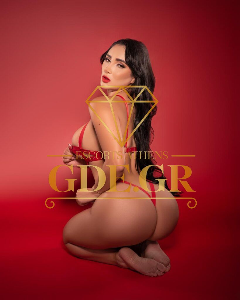AMANDA CURVY COLOMBIAN GDE GIRL