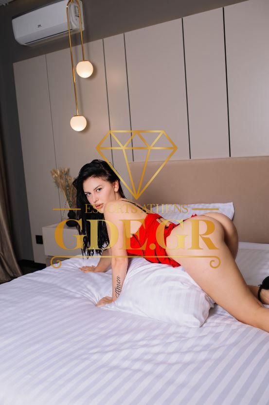 ESCORT EMMA 1 SUPER HOT BUSTY UKRAINIAN VIZITA IN ATHENS ESCORT JENIFFER