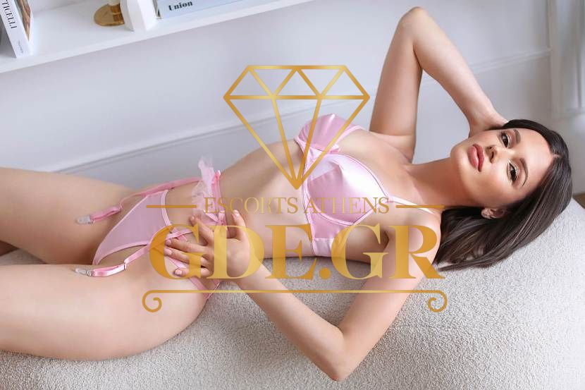 HOT RUSSIAN VIP ESCORT VISITA CALL GIRL IN ATHENS EMILIA