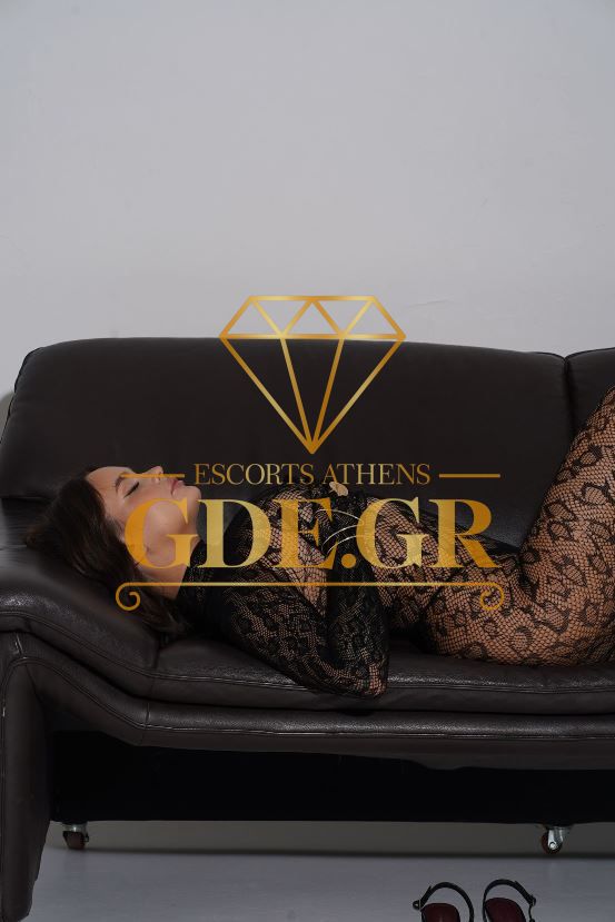 ESCORT ALYSA 11 SENSUAL EROTIC BRUNETTE PETITE SEXY MODEL SKINNY TOP VIP CALLGIRL VISITA ESCORT IN ATHENS ALYSA