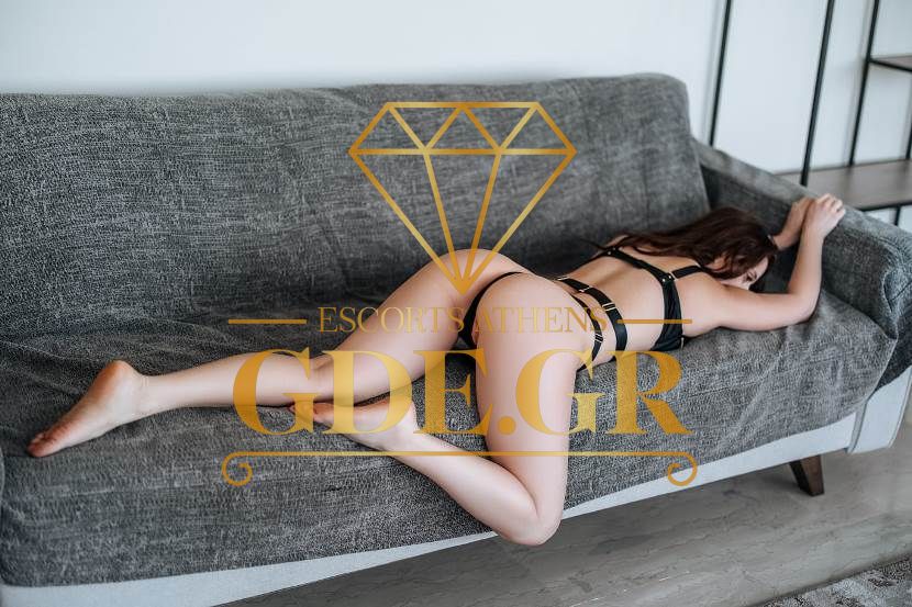 SENSUAL EROTIC BRUNETTE HOT TOP VIP CALLGIRL VISITA SEXY SKINNY ESCORT IN ATHENS VALERIA