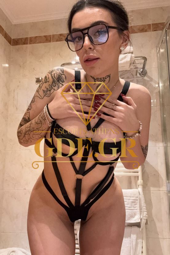 ESCORT EMANUELLA 3 SENSUAL EROTIC SKINNY TATTTED TATTOO PIERCING BLACK HAIR LONG HAIR SEXY YOUNG TOP VIP CALLGIRL VISITA ESCORT IN ATHENS EMANUELLA