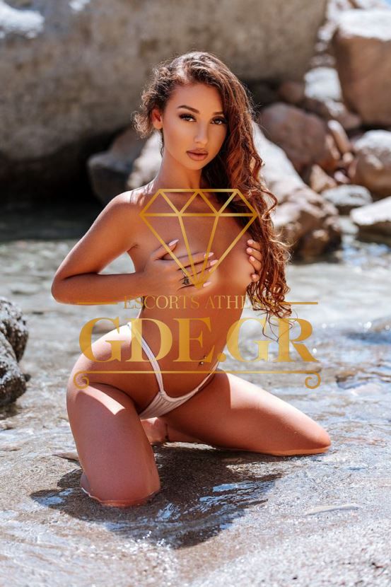 ESCORT NIKKI 2 SENSUAL SEXY EROTIC RED HEAD TOP VIP CALL GIRL VISITA ESCORT IN ATHENS NIKI