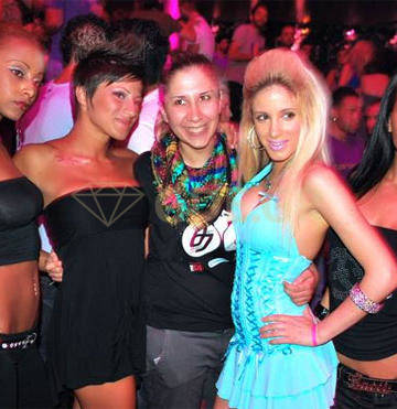 CLAUDIA PASKOYALINI POWER OF LOVE