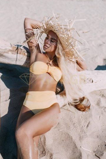 TOP INTERNATIONAL ESCORTS ELINA