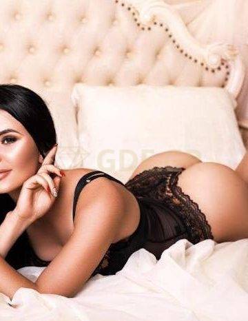 BEST ATHENS MODEL DIANA