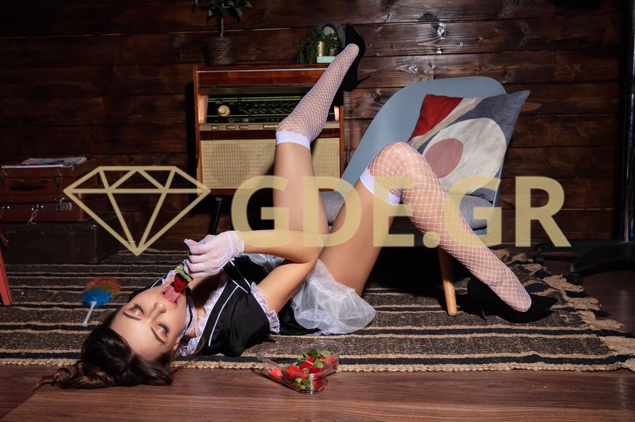 ATHENS ESCORT GIRLS SUZANA