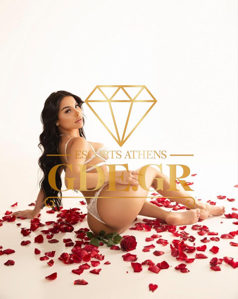 MANUELA SEXY PETITE LATIN GDE GIRL