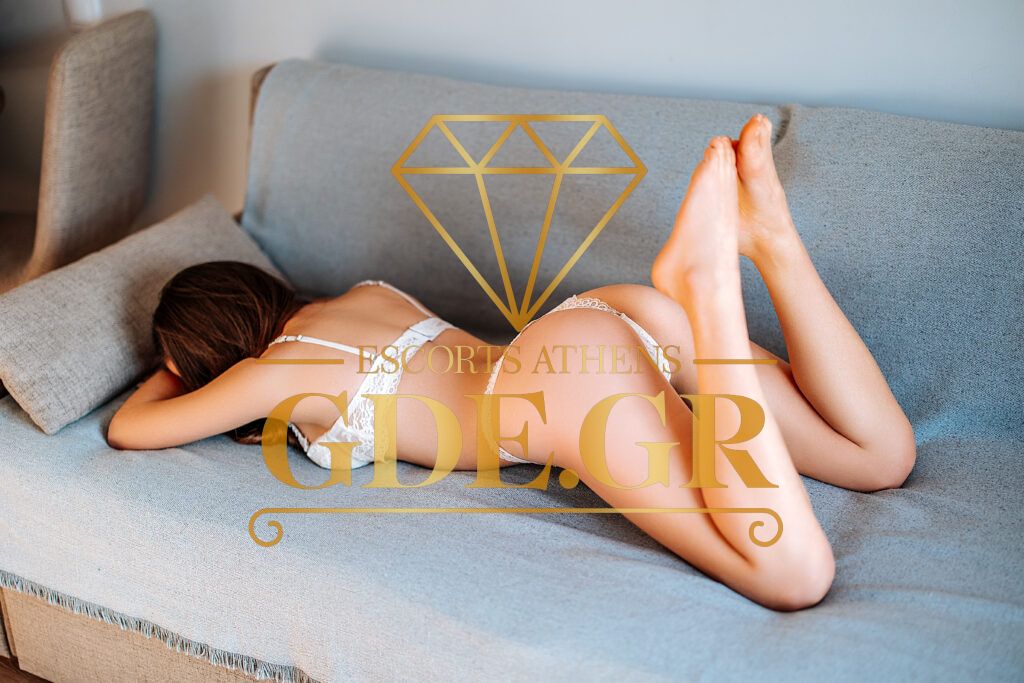 SEXY TEEN ESCORT RITA