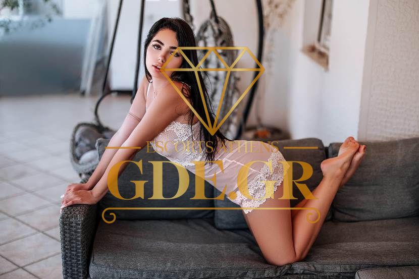 SEXY TEEN CALL GIRL IN ATHENS LOLA