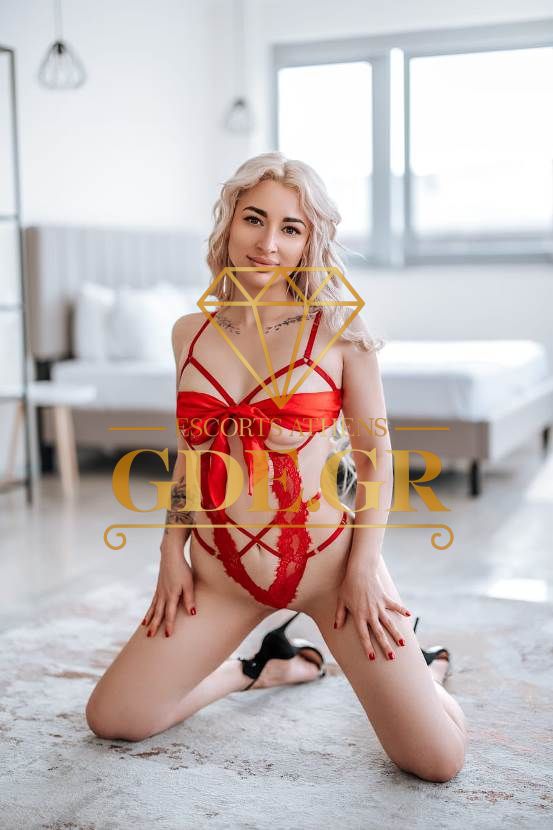 SENSUAL SKINNY YOUNG SEXY EROTIC BLONDE BEAUTIFUL MODEL TOP VIP CALLGIRL VISITA ESCORT IN ATHENS ARINA