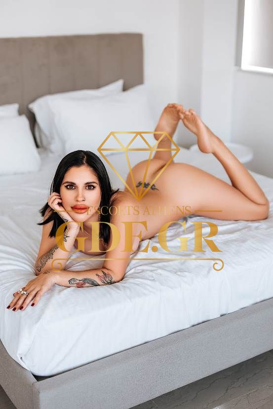 SENSUAL EROTIC SKINNY TATTED BLACK HAIR SHORT HAIR SEXY PETITE MODEL TOP VIP CALLGIRL VISITA ESCORT IN ATHENS MIKA