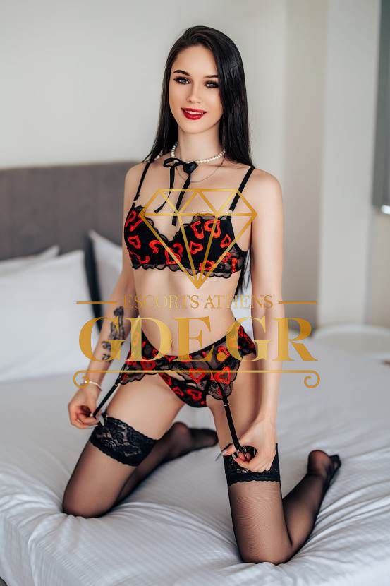 SEXY CALL GIRL IN ATHENS ESCORT KAMILLA